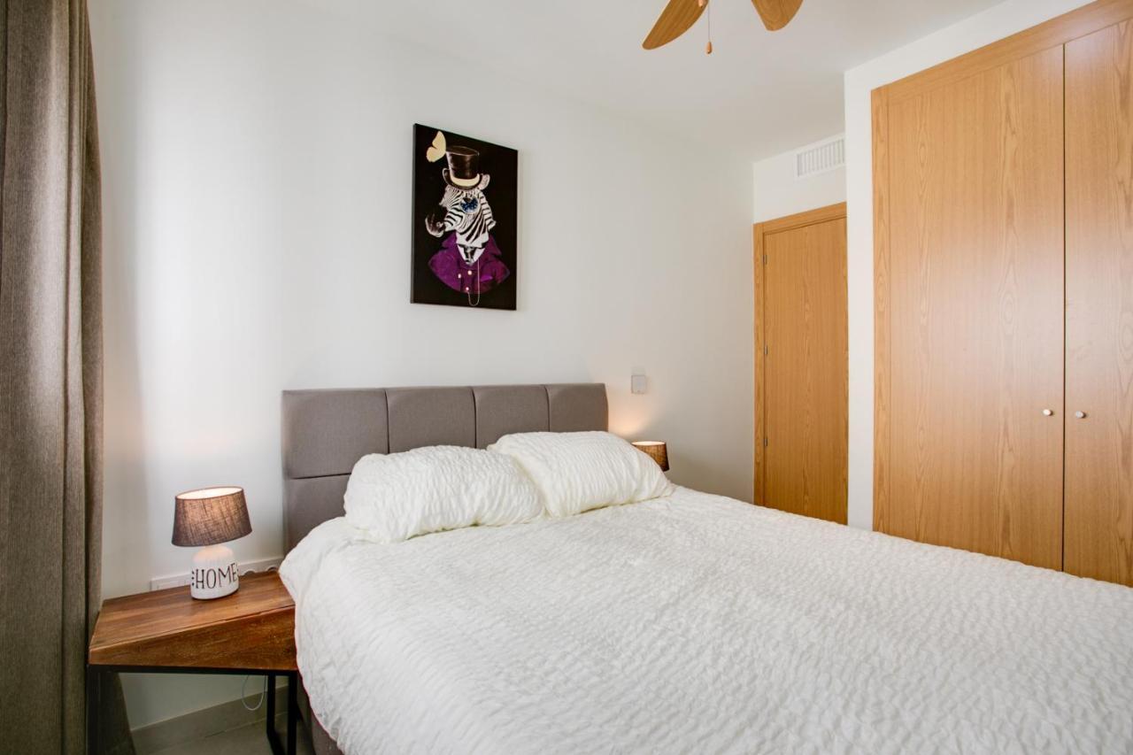 Apartamento Simi - Puerto Blanco Apartment เอสเตโปนา ภายนอก รูปภาพ