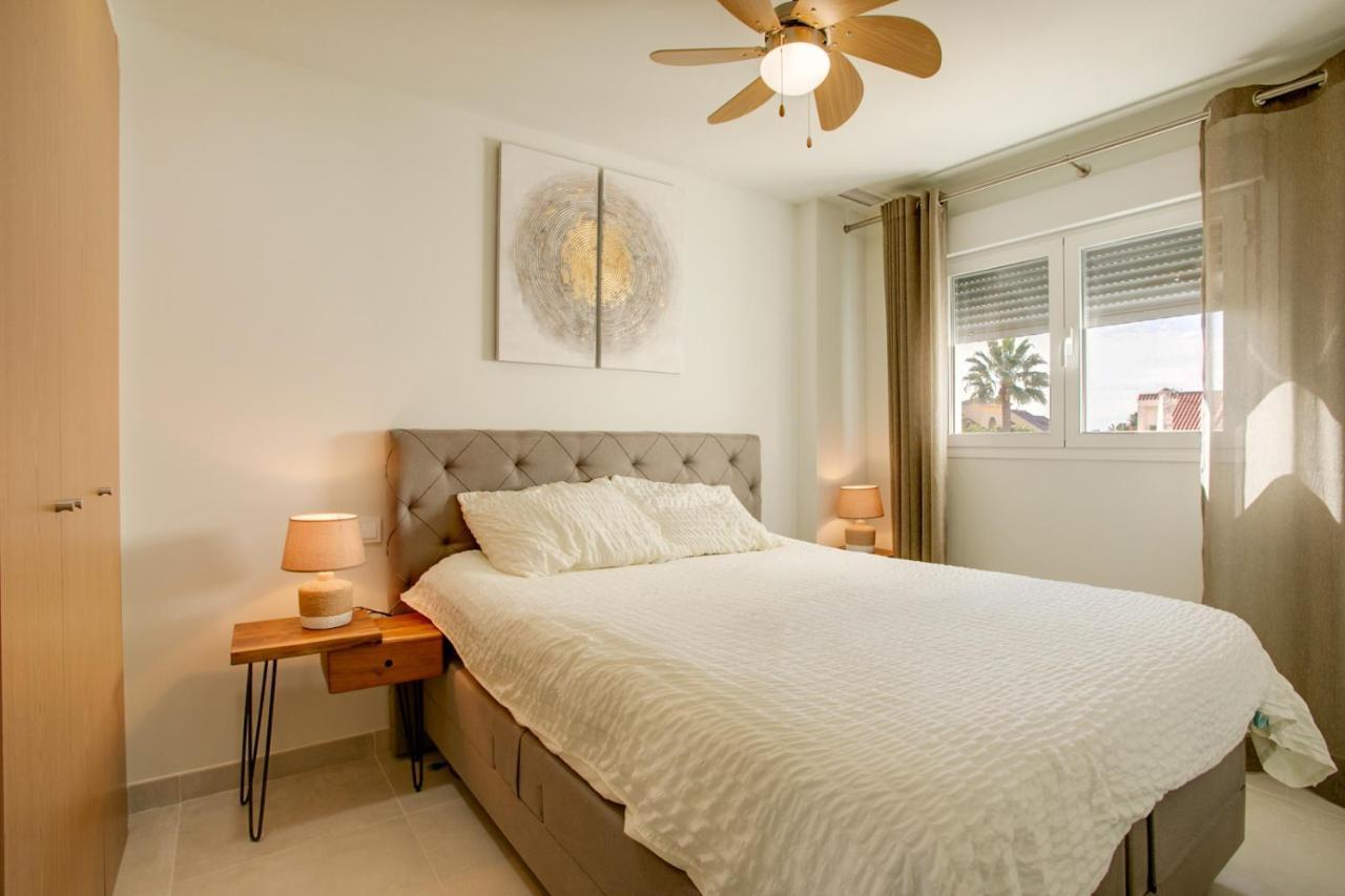 Apartamento Simi - Puerto Blanco Apartment เอสเตโปนา ภายนอก รูปภาพ